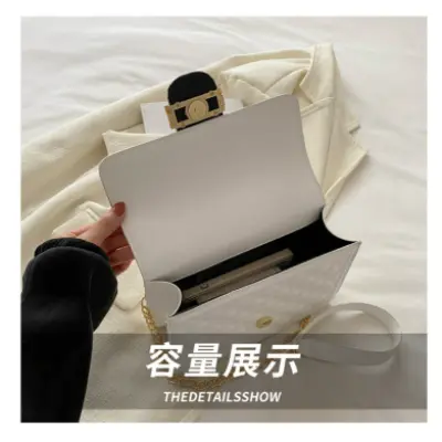 Elegant Classic Tote Shopper Bag for Women with Commuter Style and Minimalist Leisure Business Use secondary