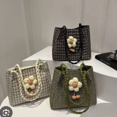 Versatile Shoulder Bag Large Capacity Textured Tote Bag for Woman