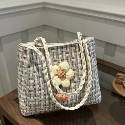 Versatile Shoulder Bag Large Capacity Textured Tote Bag for Woman secondary