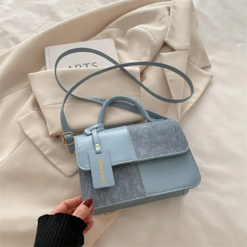 Fashion Commuting Small Square Bag Niche Design Portable Small Bags High-end Texture Single-shoulder Bag
